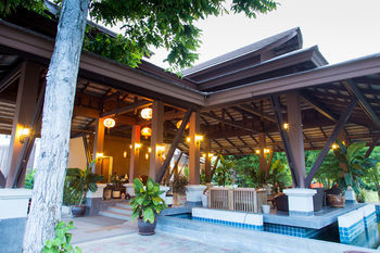 Hotel Maehaad Bay Resort
