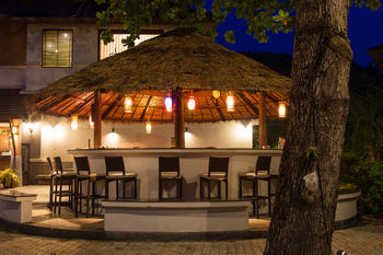 Hotel Maehaad Bay Resort
