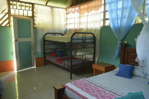 Hostal Garden Of Heliconias Lodge