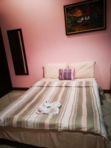 Hostal Cabinas Confort Puntarenas