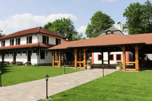 Hotel Resort Ml�n ?ernovice