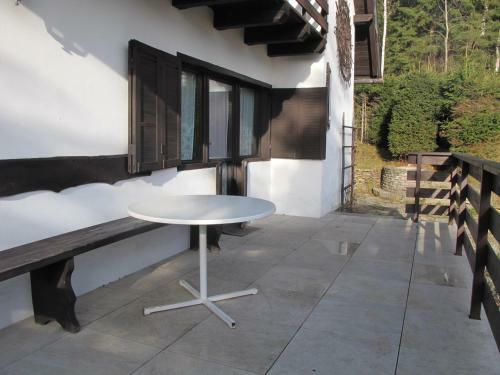Holiday Home In Cachrov/b�hmerwald 35500