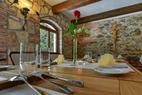 Apartamentos Zamecka Fortovna / Forester House