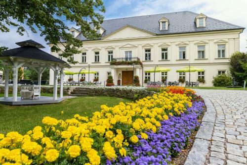 Hotel Z�me?ek Petrovice