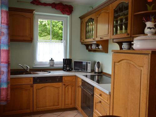Comfortable Apartment By The Forest In Gransdorf