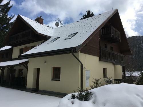 Hostal Chalet H?ebenka