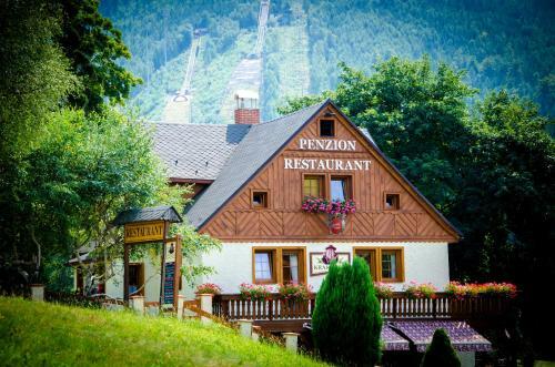 Hostal Pension & Restaurant Krakonos