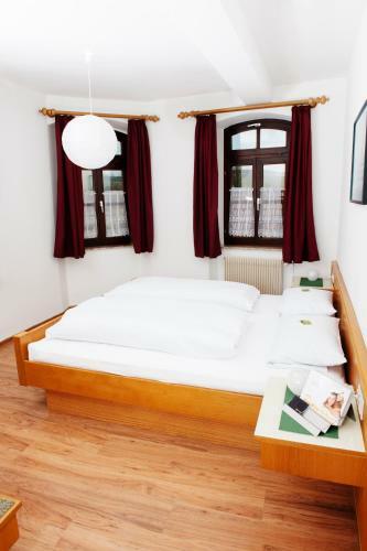 Posada Gasthof Zum Schiff