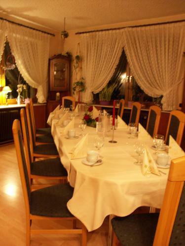 Hostal Waldpension Zum Felsenkeller