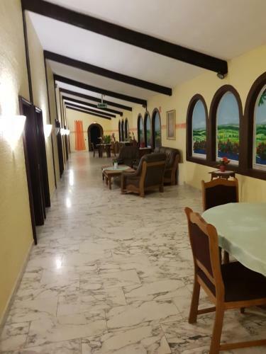 Hotel-restaurant-eifeltor