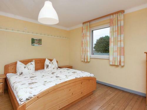 Spacious Apartment In Rodershausen With Barbecue