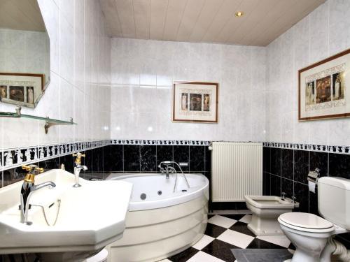 Holiday Home Chateauferme Delhaise Mesnil St. Blaise