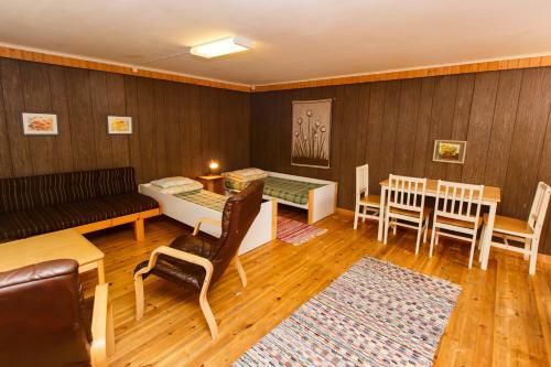 Ruhkaranta Holiday Village