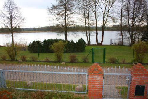 Apartamento Ferienwohnungen Herzwolde See 5920