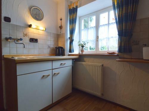 Cozy Apartment With Private Garden In Ittel