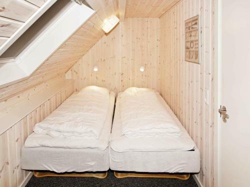 Two-bedroom Holiday Home In Hemmet 6