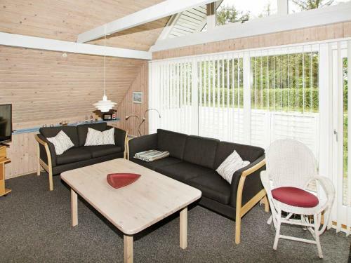 Two-bedroom Holiday Home In Hemmet 6