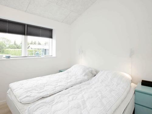Three-bedroom Holiday Home In Tarm 12