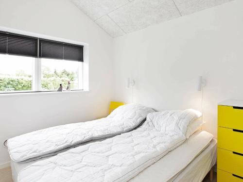 Three-bedroom Holiday Home In Tarm 12