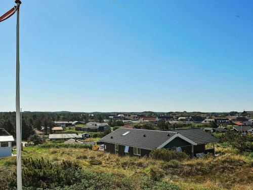 Three-bedroom Holiday Home In Henne 8