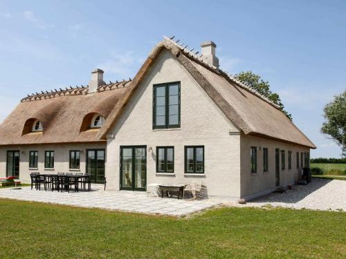 Three-bedroom Holiday Home In Idestrup 4