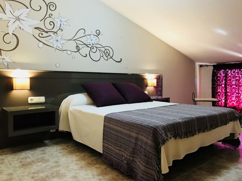 Hostal El Jardin De Las Eras