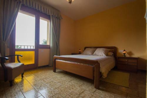 Villa Llu�anes