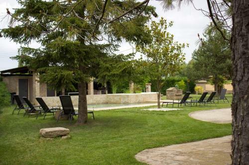 Villa Llu�anes