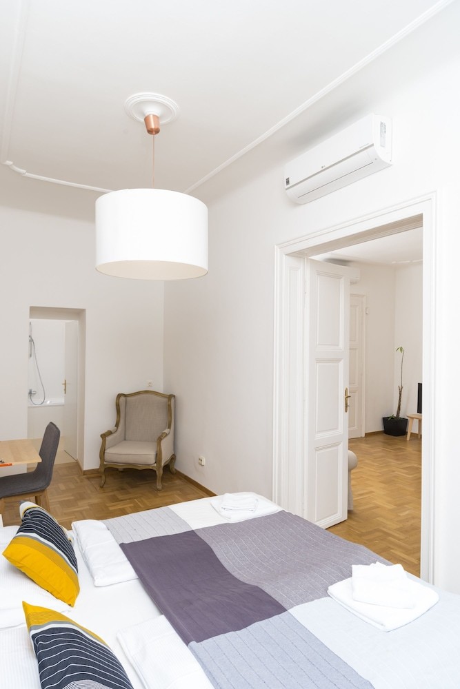 Apartamento De Luxe Suite Staatsoper By Welcome2vienna