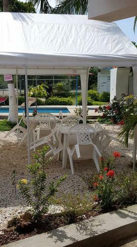 Hotel Luna De Mata De Lim�n
