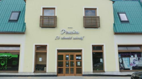 Hostal Penzion U Z�meck� Zahrady