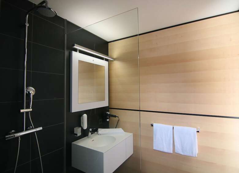 Ai Hotel