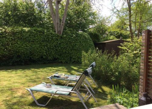 Schwedenhaeuschen-am-see-einfach-lagom