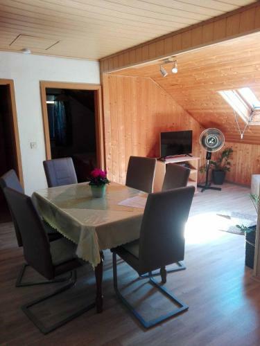 Apartamento Ferienwohnung Dichtl