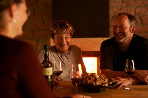 Hostal Heinrichs Winery Bed & Breakfast