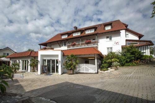 Hotel & Restaurant "am Obstgarten"