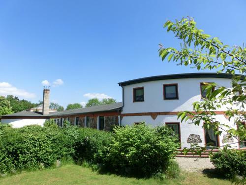 Dom�ne Neu Gaarz Hostel