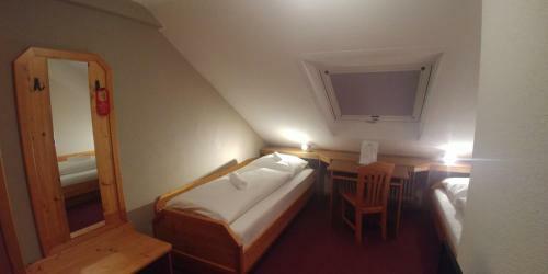 Hotel Bad Bruckhaus / Viaschweiz