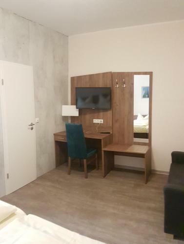 Hostal Traditionsgasthof Zum Luedertal