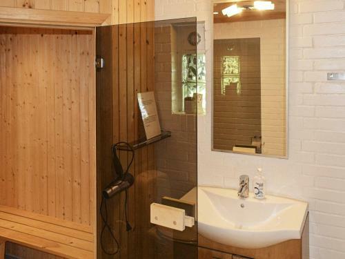 Three-bedroom Holiday Home In Gedser 1