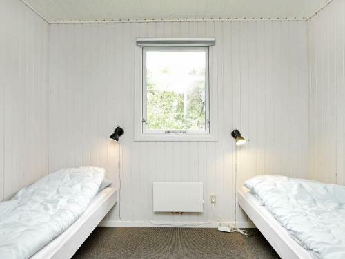 Three-bedroom Holiday Home In N�rre Nebel 17