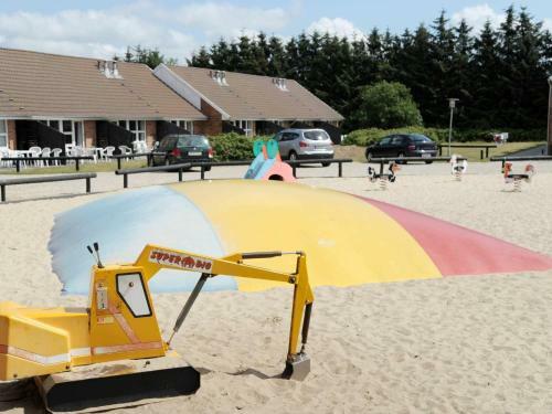Six-bedroom Holiday Home In Bl�vand 6