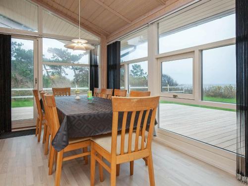 Three-bedroom Holiday Home In G�rlev 1