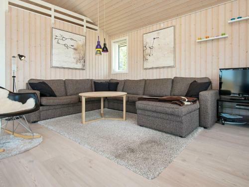 Holiday Home Fan� XVII