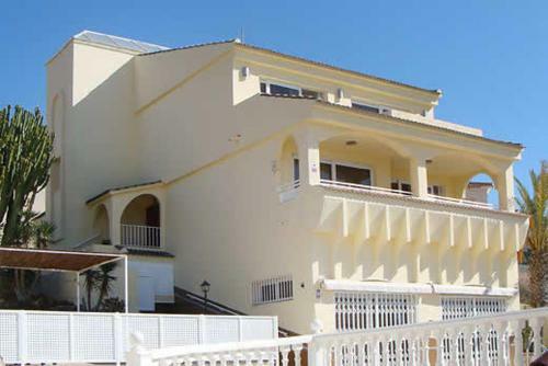 El Mojon Villa Sleeps 8 Air Con Wifi