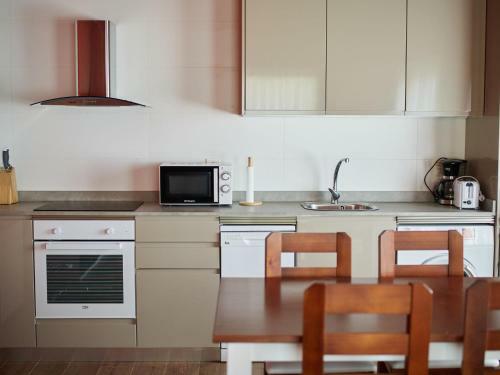 Cozy Holiday Home In Cangas De Onis With Meadow View