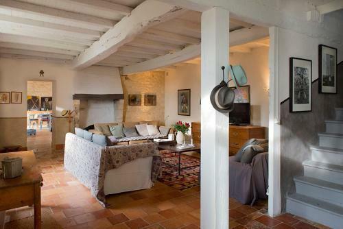 Bearnes Villa Sleeps 8 Pool Wifi