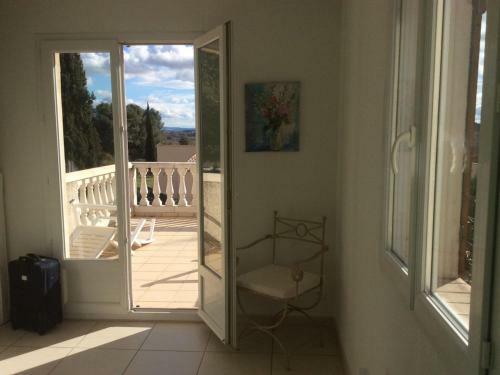Elegant Villa In Bize-minervois With Pool