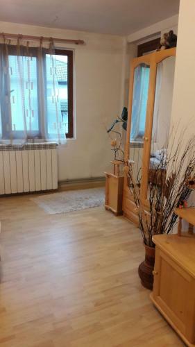 Hostal Sharkova Guest House
