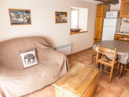 Stunning Holiday Home In Cabrerolles With Pool